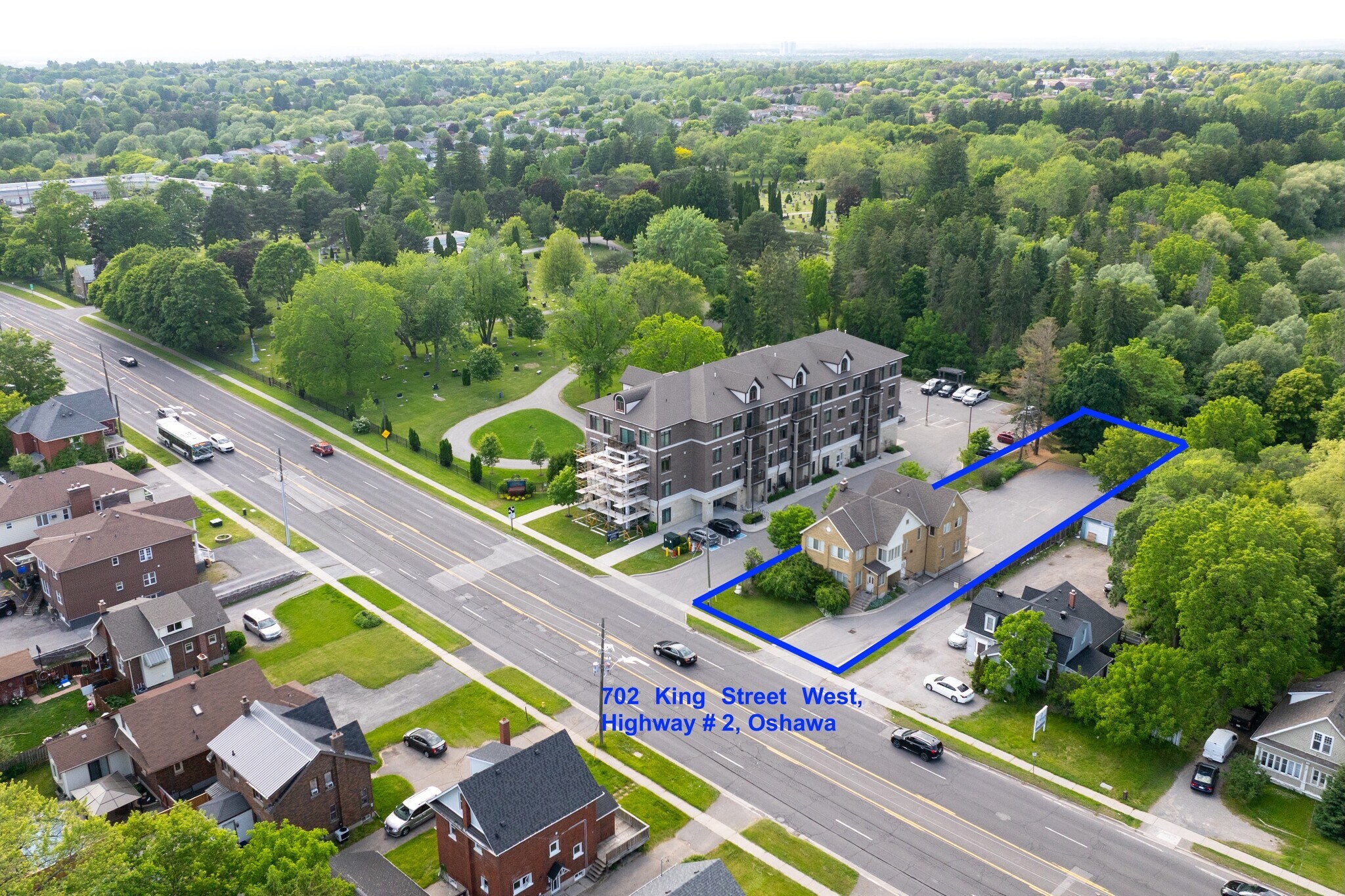 702 King St W, Oshawa, ON for Sale