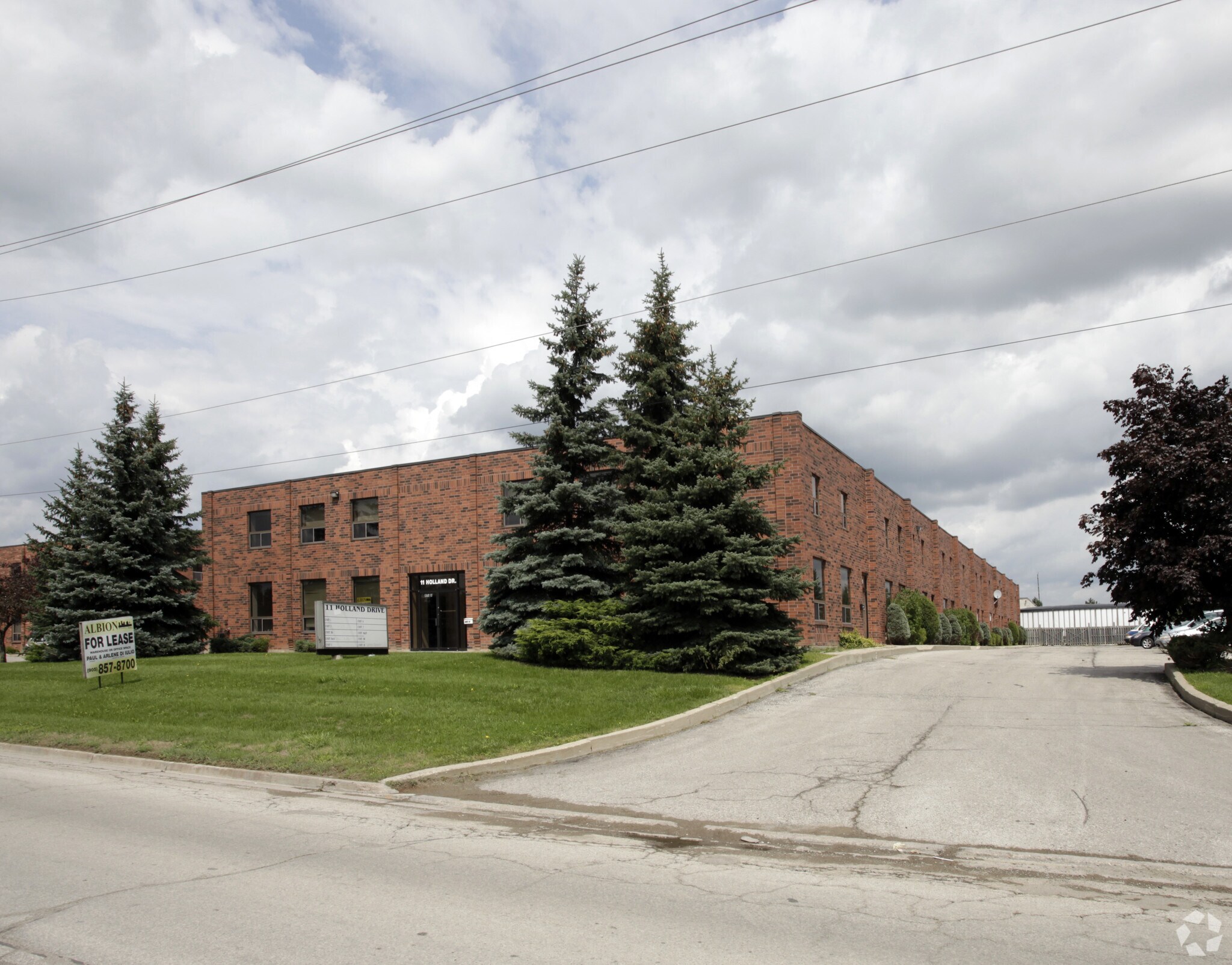 11 Holland Dr, Caledon, ON for Rent