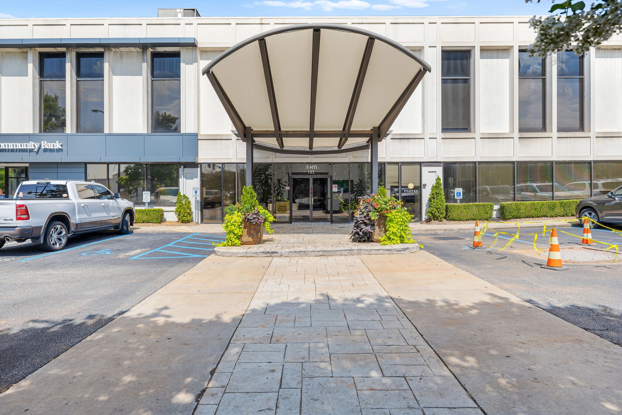 105 N Spring St, Greenville, SC for Rent