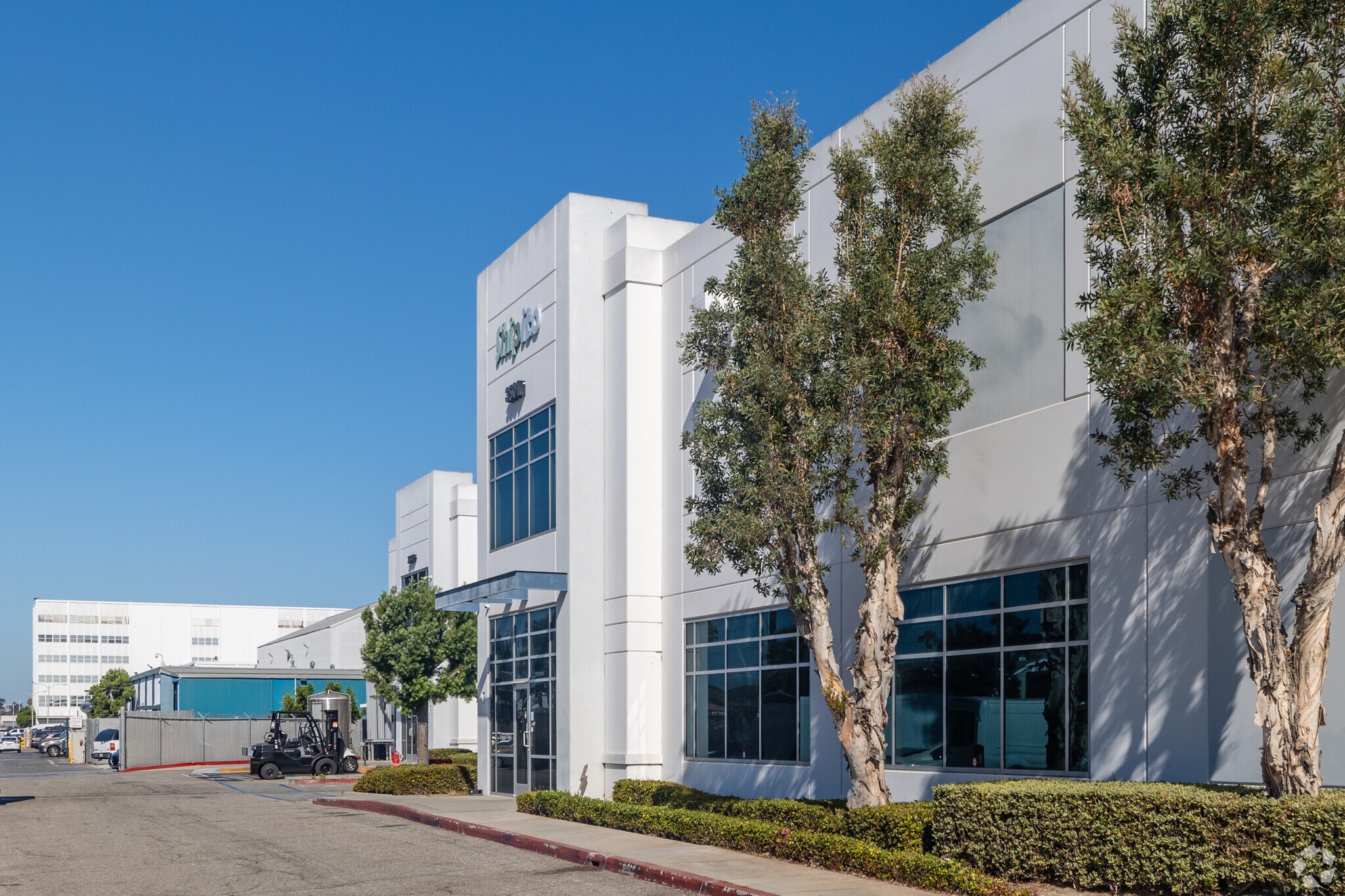 3501 Jack Northrop Ave, Hawthorne, CA for Sale