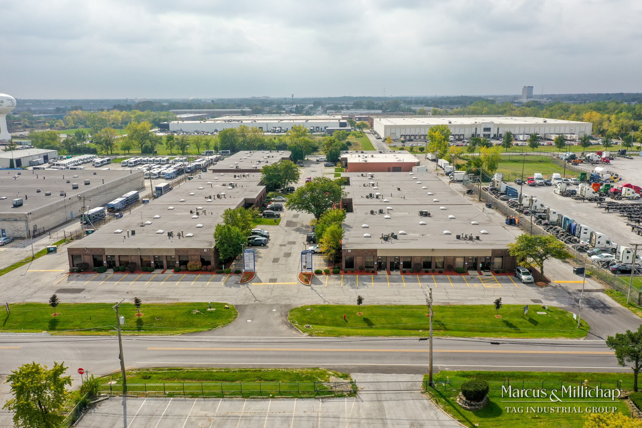 500-566 W Taft Dr, South Holland, IL for Sale