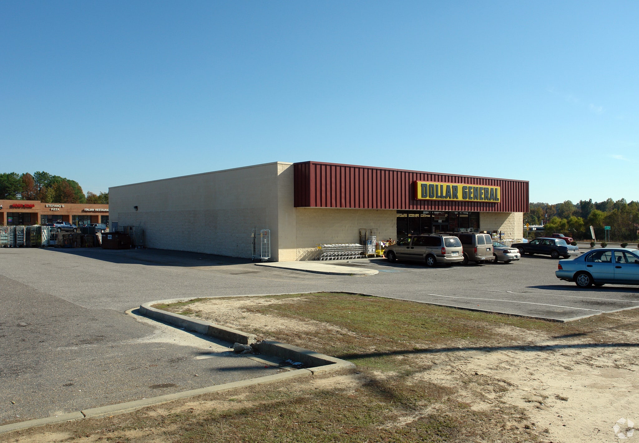 2600 S Irby St Florence, SC 29505 Shopping Center Property for Lease