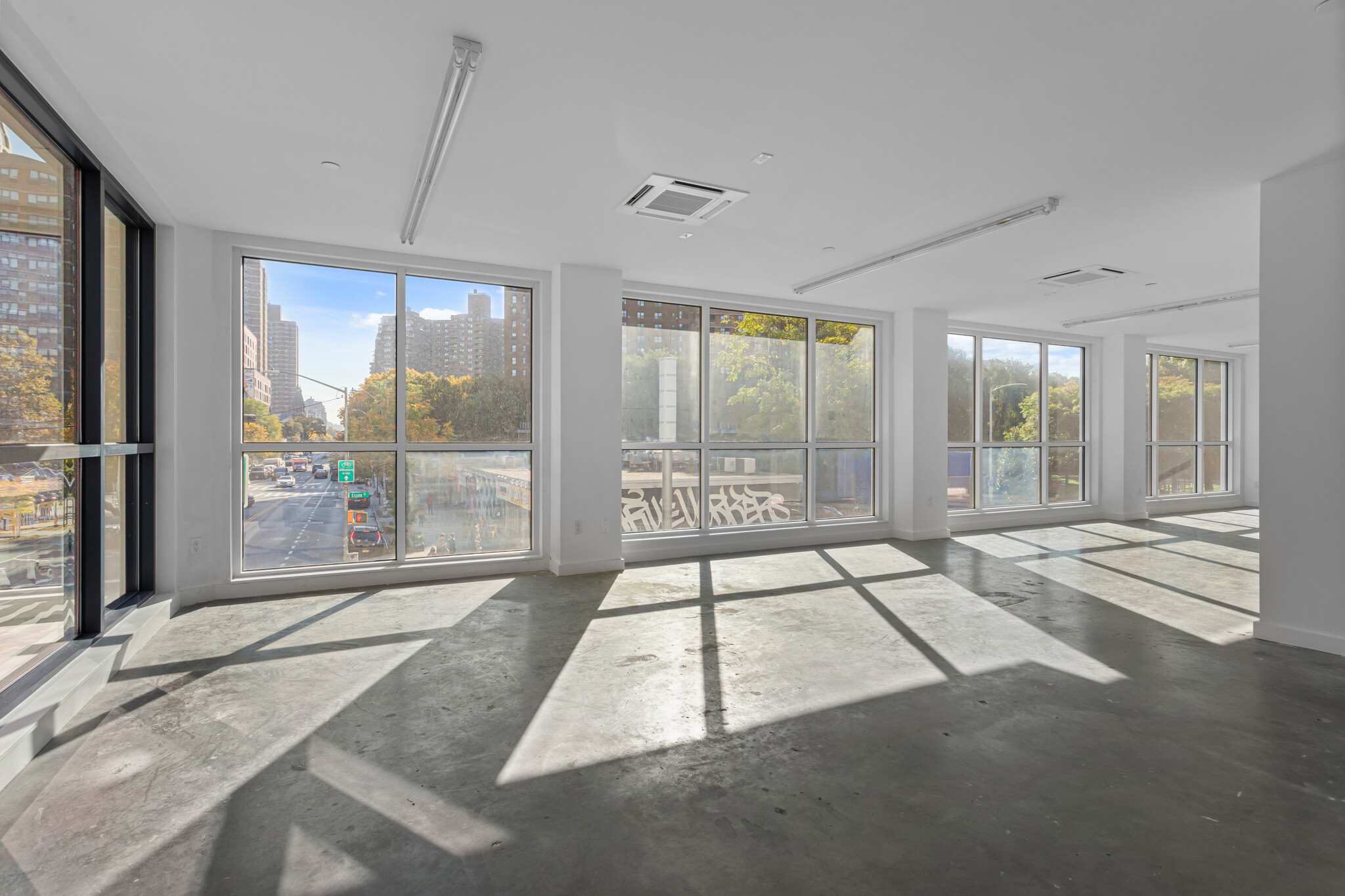 355 Grand St, New York, NY for Rent