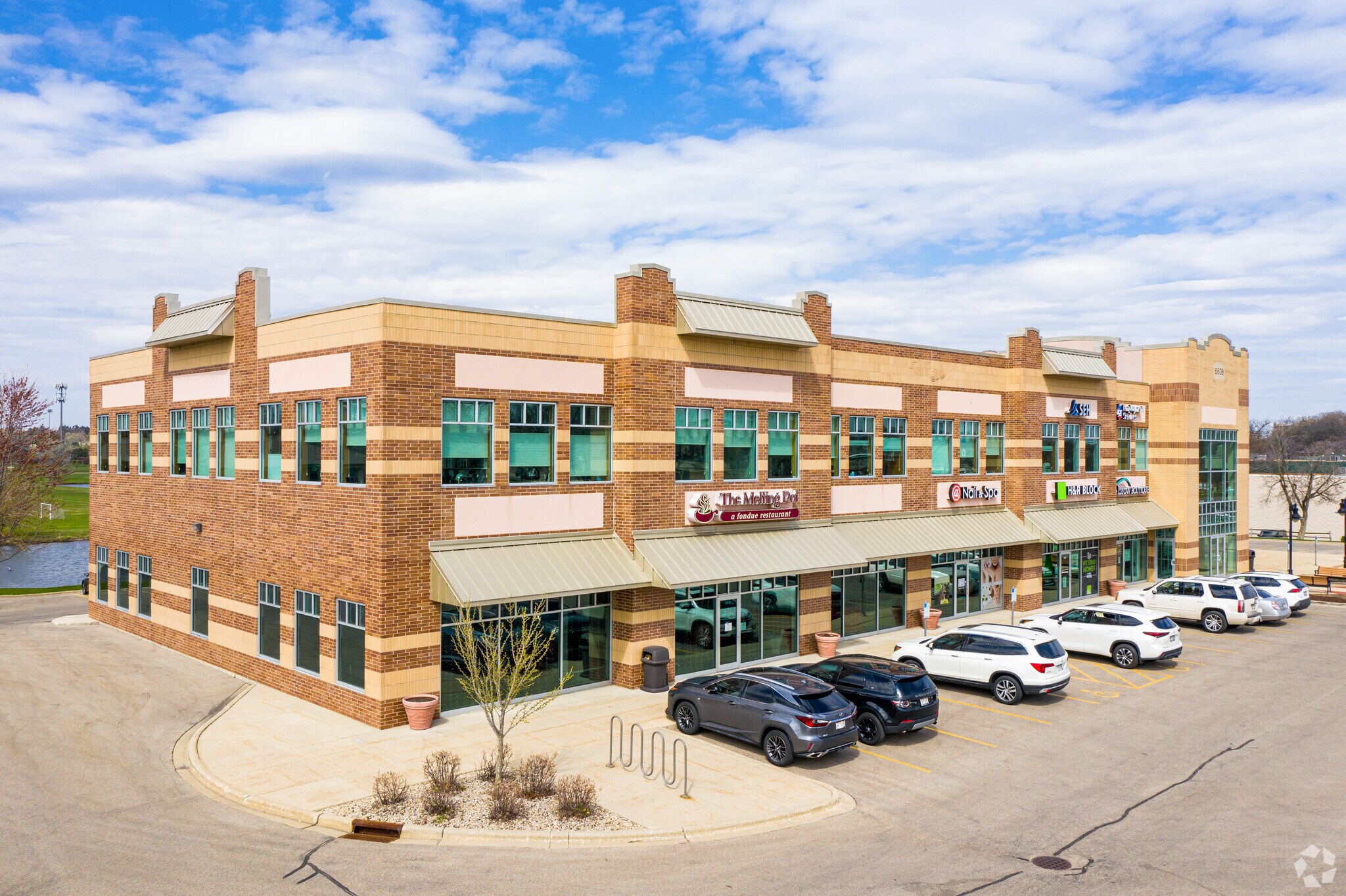 6802 Odana Rd, Madison, WI for Rent