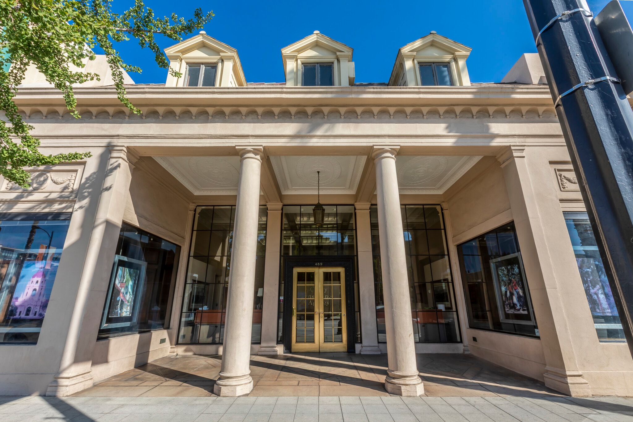 489 E Colorado Blvd, Pasadena, CA for Sale