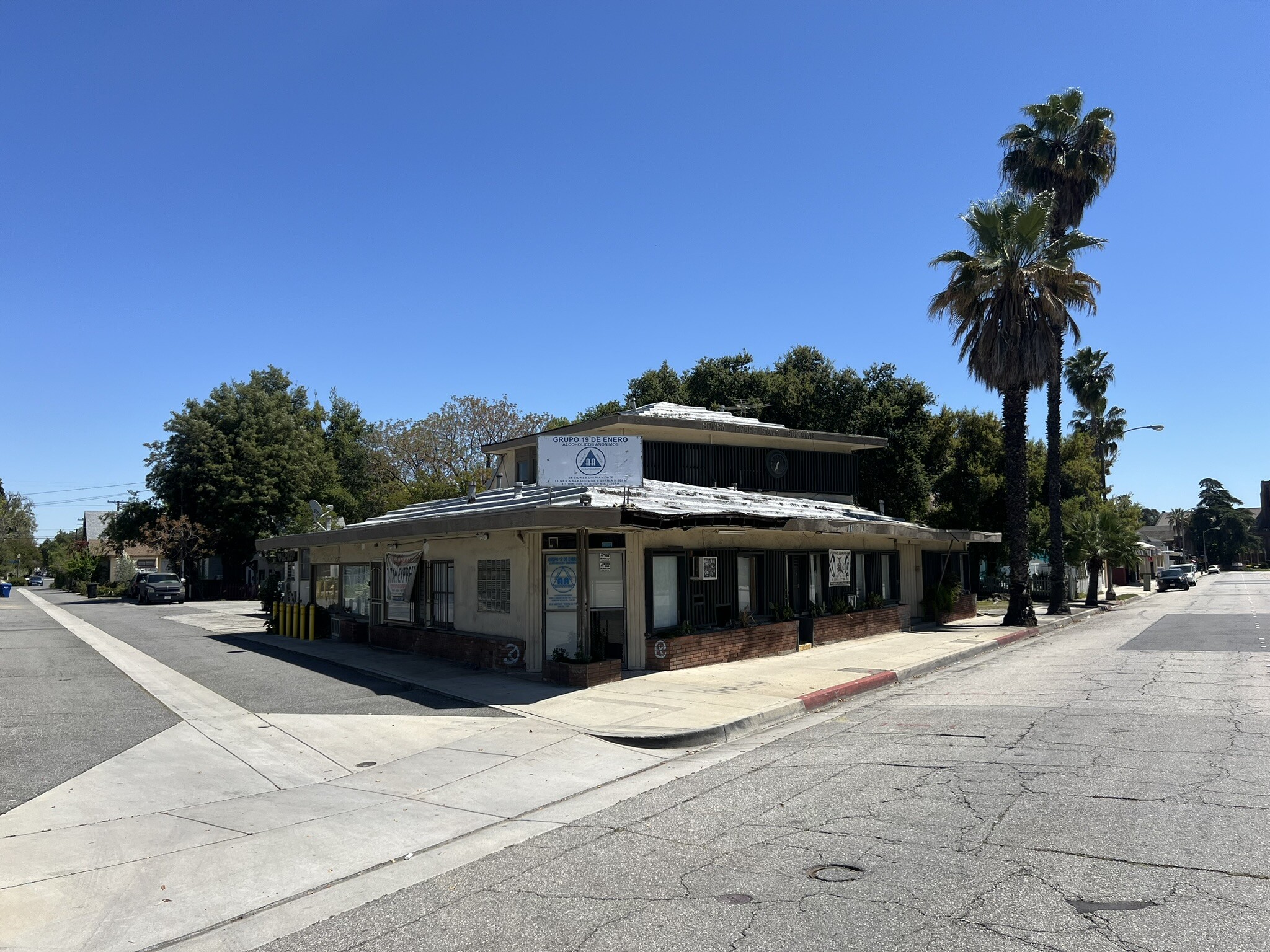 878-898 N Garey Ave, Pomona, CA for Sale