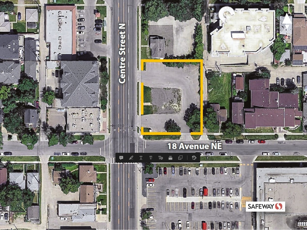 1906 Centre St NE, Calgary, AB for Sale