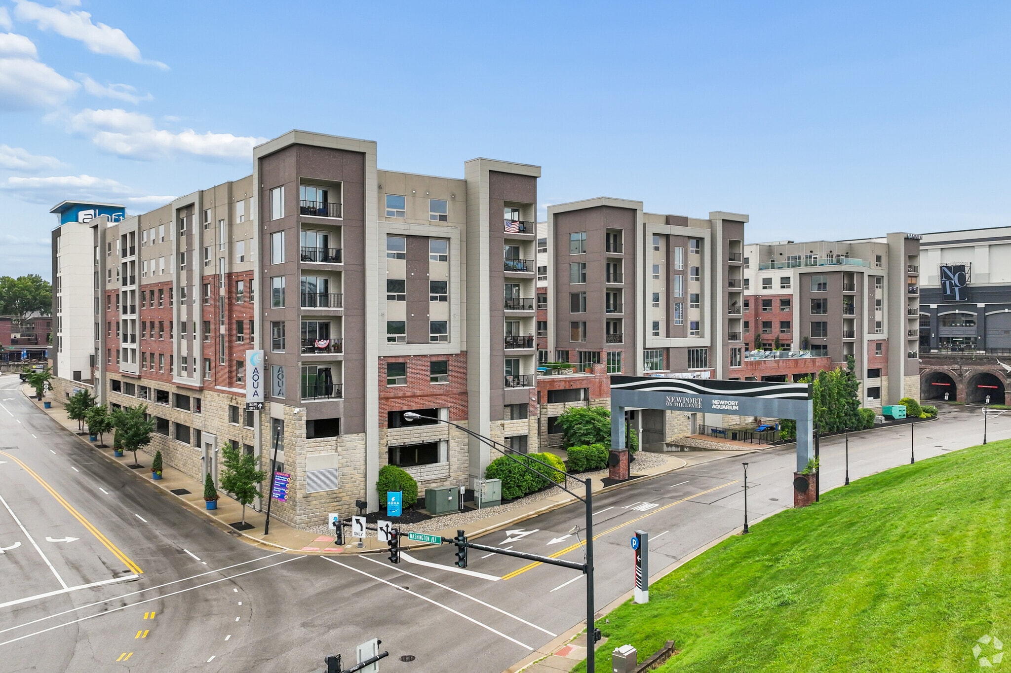 100 Aqua Way, Newport, KY for Rent