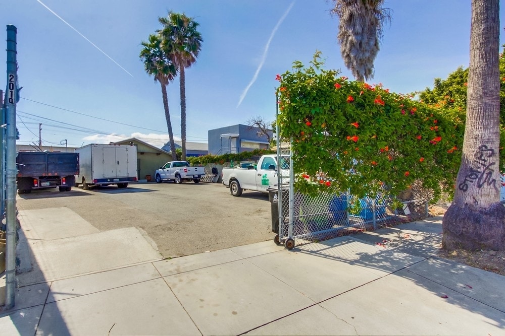 2019 S Crescent Ave, San Pedro, CA for Sale