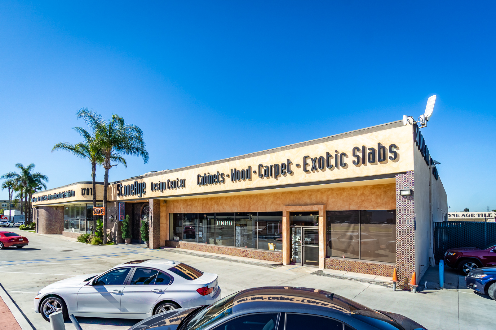 1701 S State College Blvd, Anaheim, CA for Rent