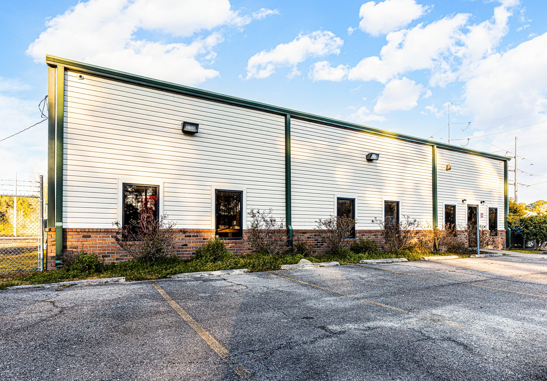 1700 W 5th North St, Summerville, SC for Sale