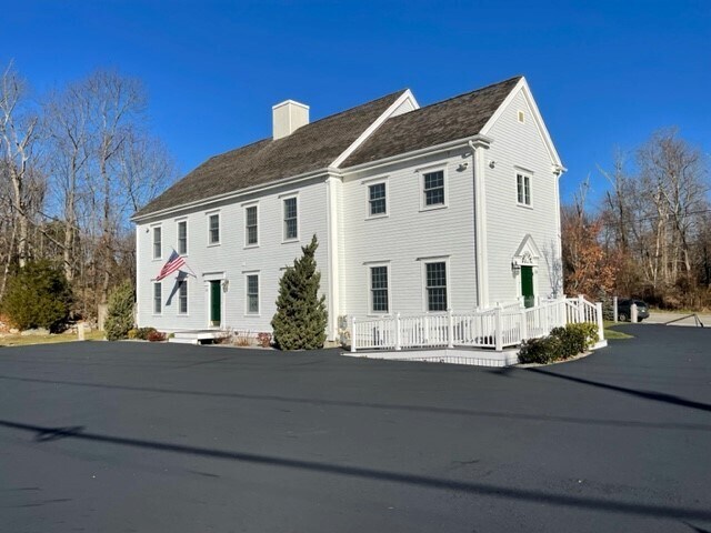 226 Chief Justice Cushing Hig Hwy, Cohasset, MA for Rent