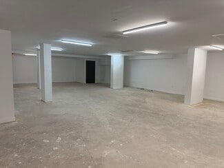 Brooklyn, NY Retail - 100 S 9th St