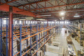 Montréal, QC Office, Industrial - 1280 Boul Jules-Poitras