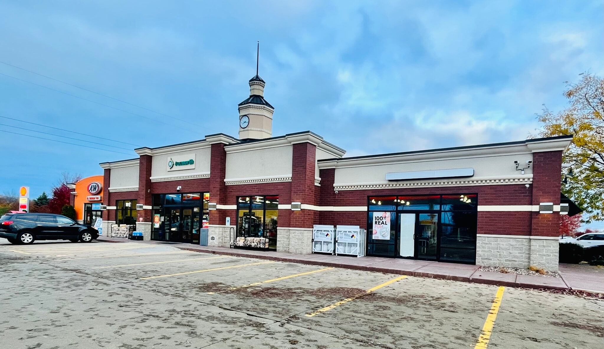 1370 Jacobsen Rd, Neenah, WI for Rent