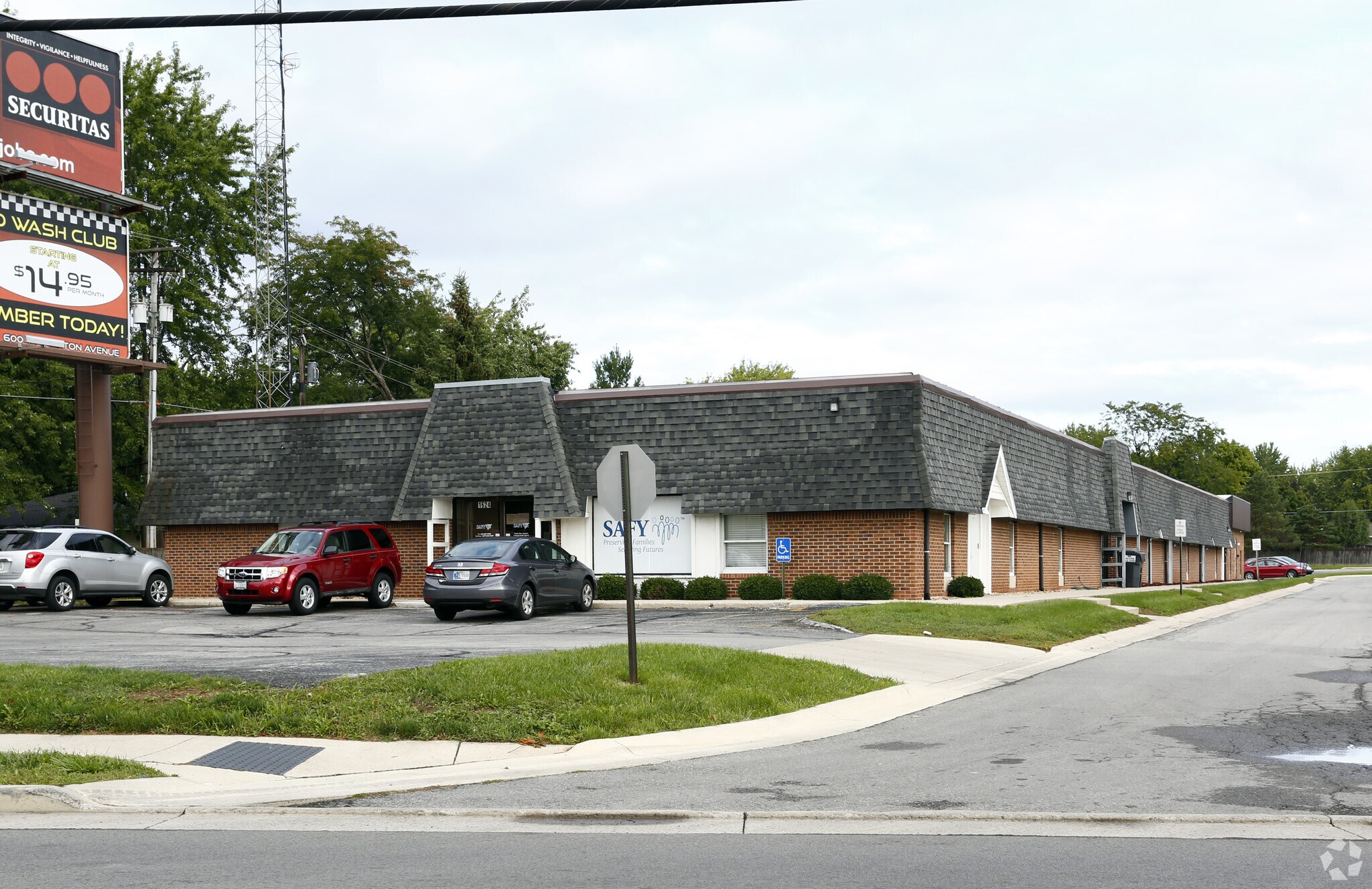 1624 Tiffin Ave Findlay, OH 45840 Office Property for Lease on