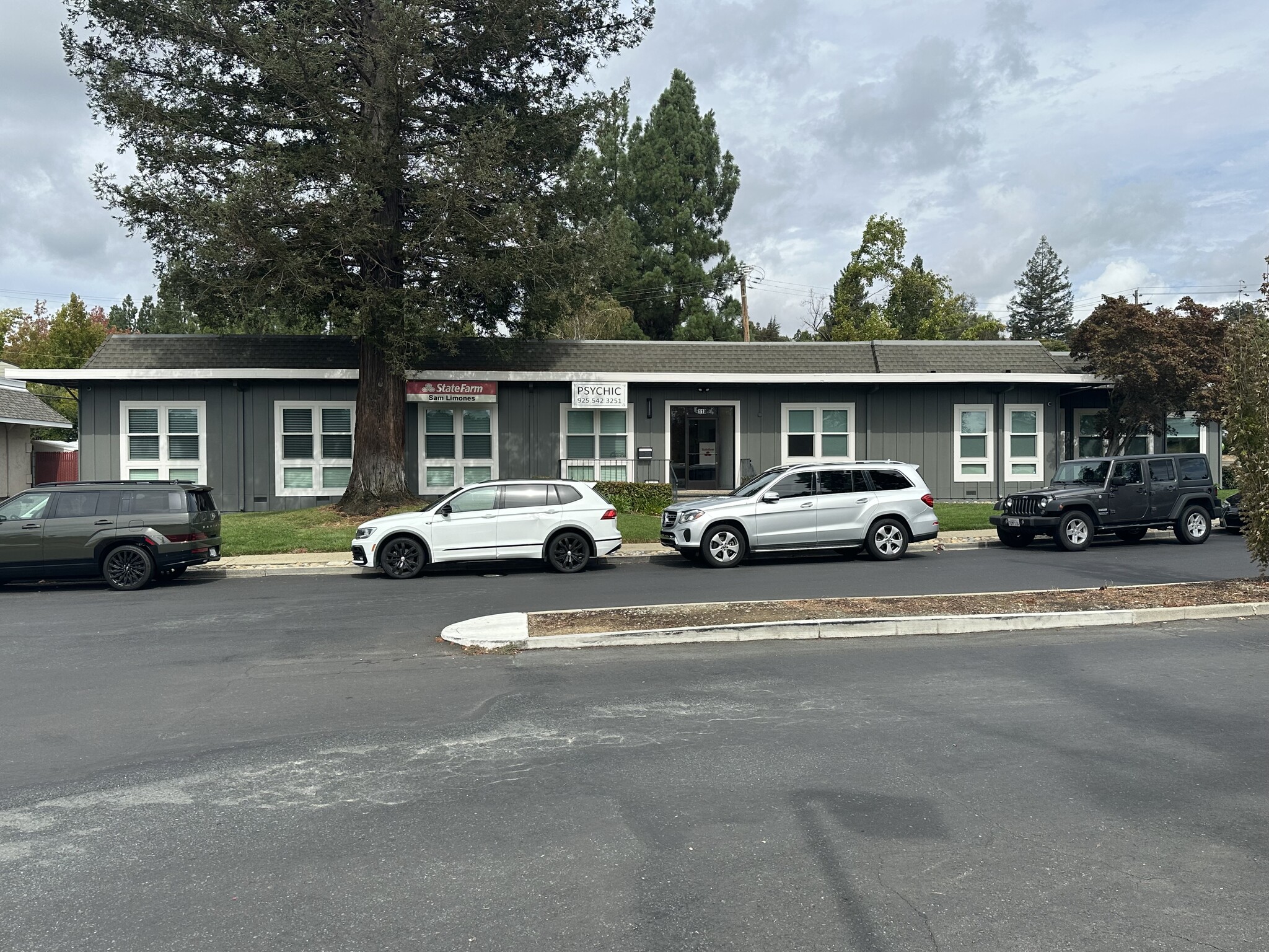 6590 Alhambra Ave, Pleasant Hill, CA for Rent