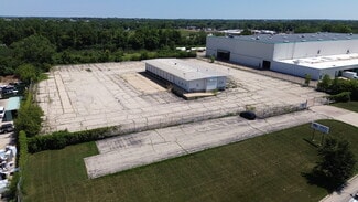Milwaukee, WI Truck Terminal - 6650 N Industrial Rd Milwaukee, WI Truck Terminal - 6650 N Industrial Rd