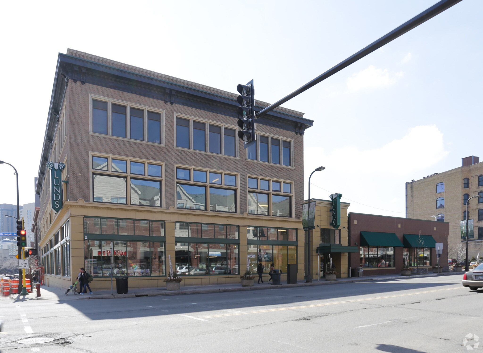 1201 Hennepin Ave, Minneapolis, MN for Rent