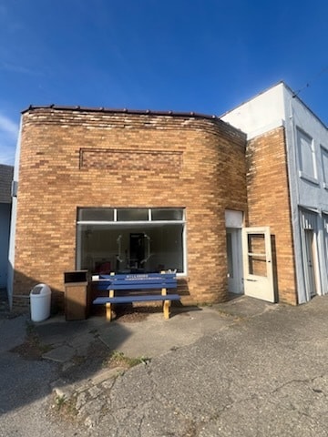 102 Main st, Hillsboro, IN for Sale