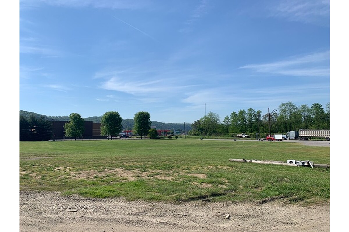 1620 Main St, Follansbee, WV for Sale