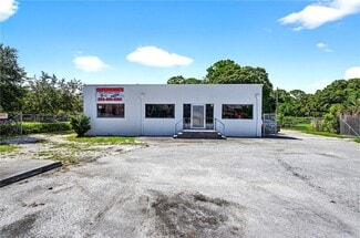 Fort Pierce, FL Freestanding - 1531 Delaware Ave