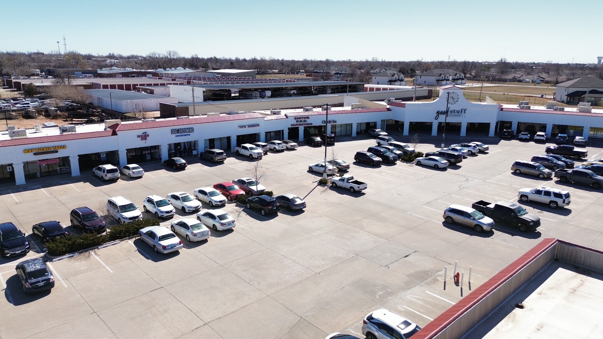 800-828 W Edmond Rd, Edmond, OK for Rent