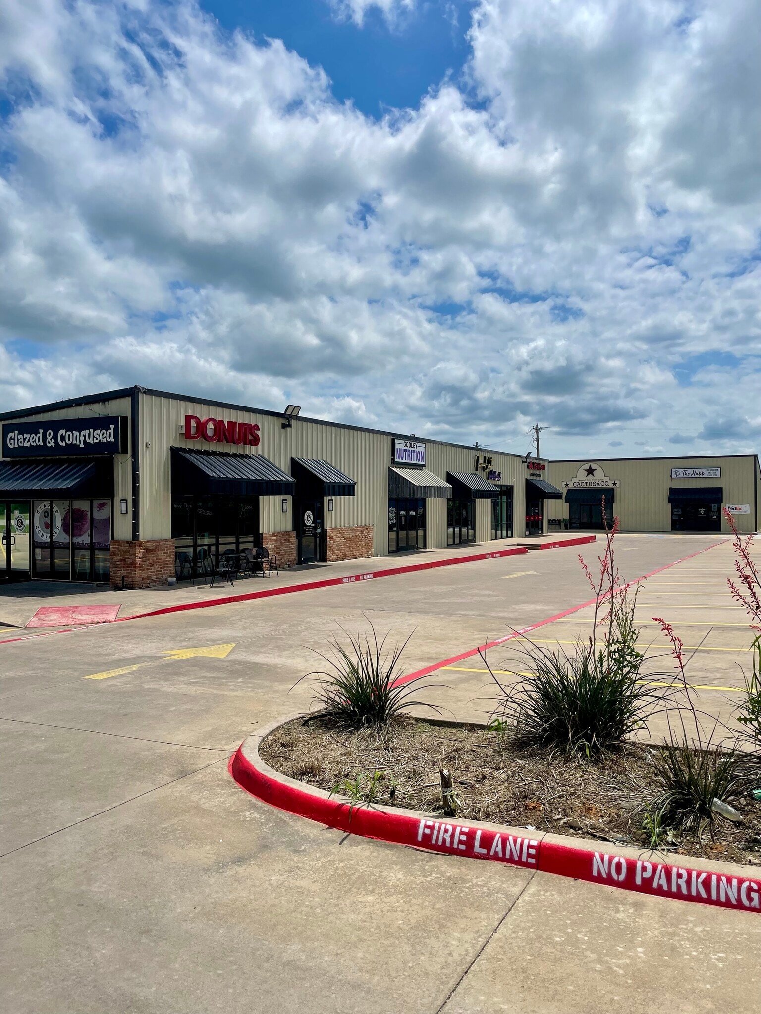 8841 N Highway 171, Godley, TX for Rent
