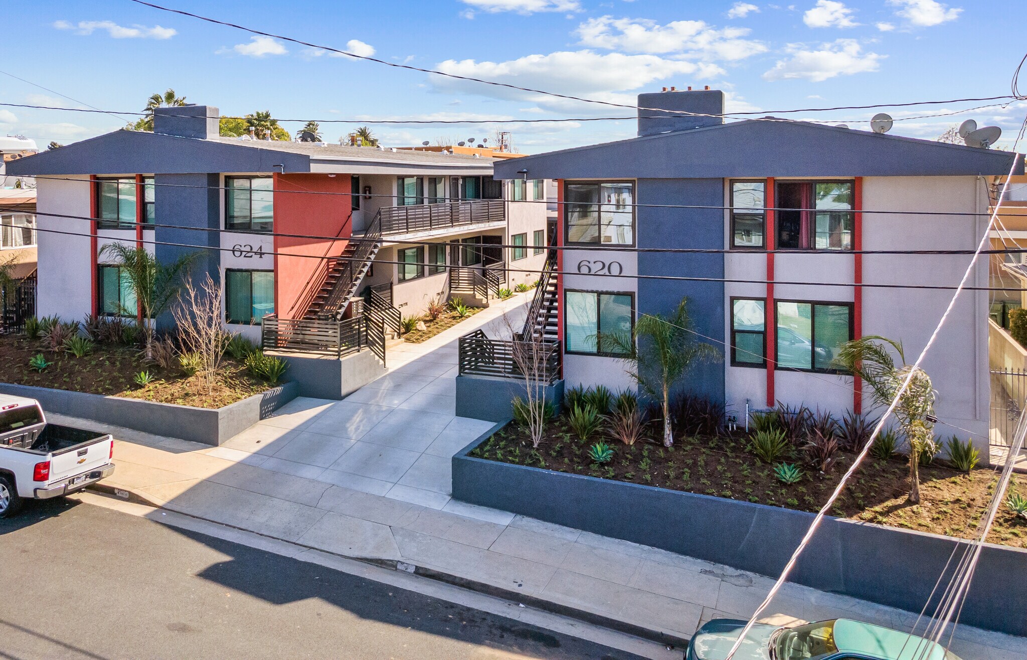 620624 Aerick St Inglewood, CA 90301 MultiFamily Property for Sale