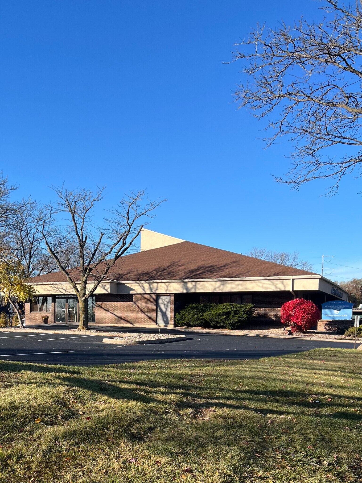 5605 Odana Rd, Madison, WI for Sale