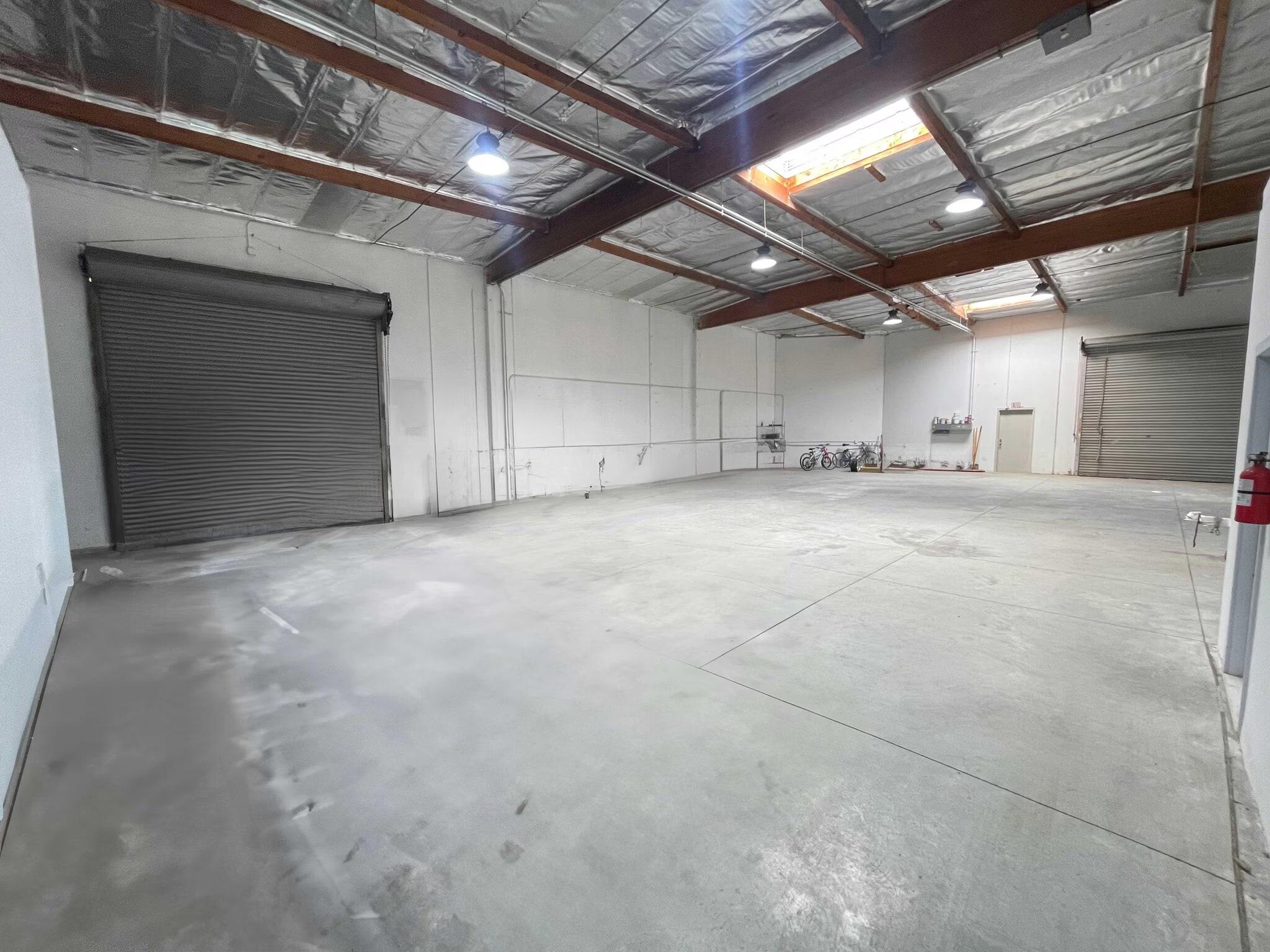 14714 Lull St, Van Nuys, CA for Rent