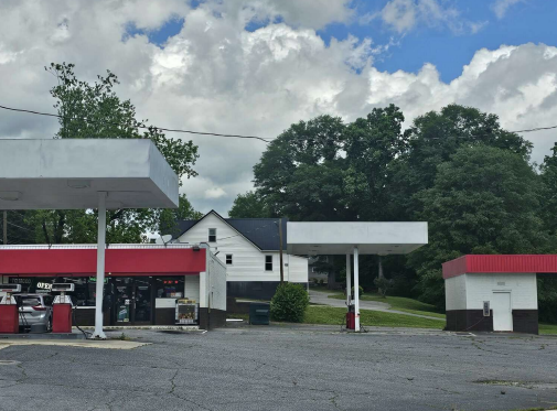 525 4th St SW, Hickory, NC for Sale