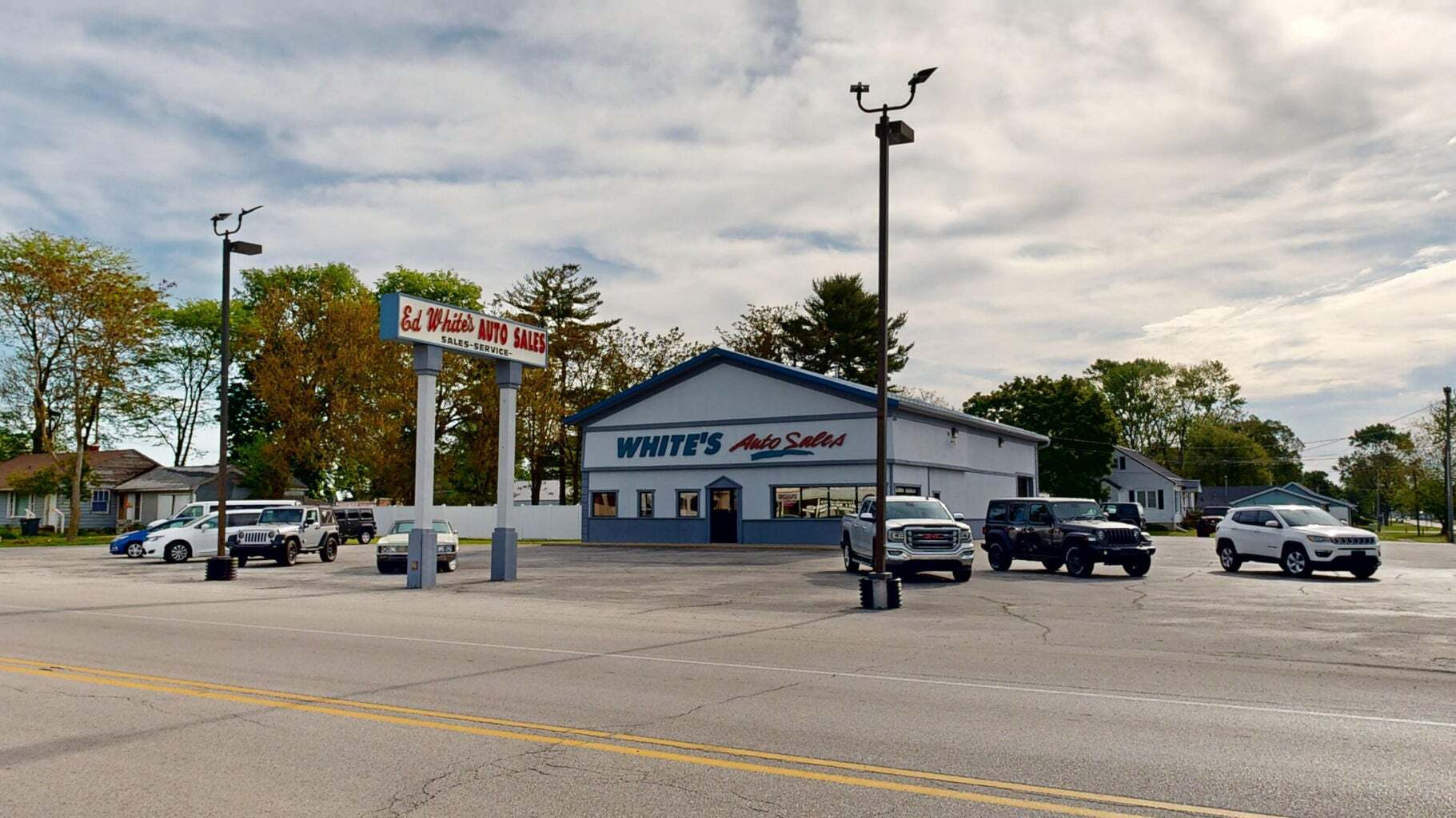 1105 N McKinley Ave, Rensselaer, IN for Sale