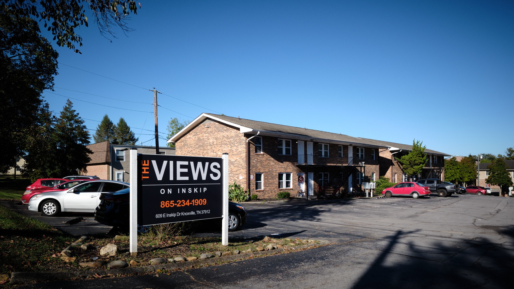 609 E Inskip Dr, Knoxville, TN for Sale