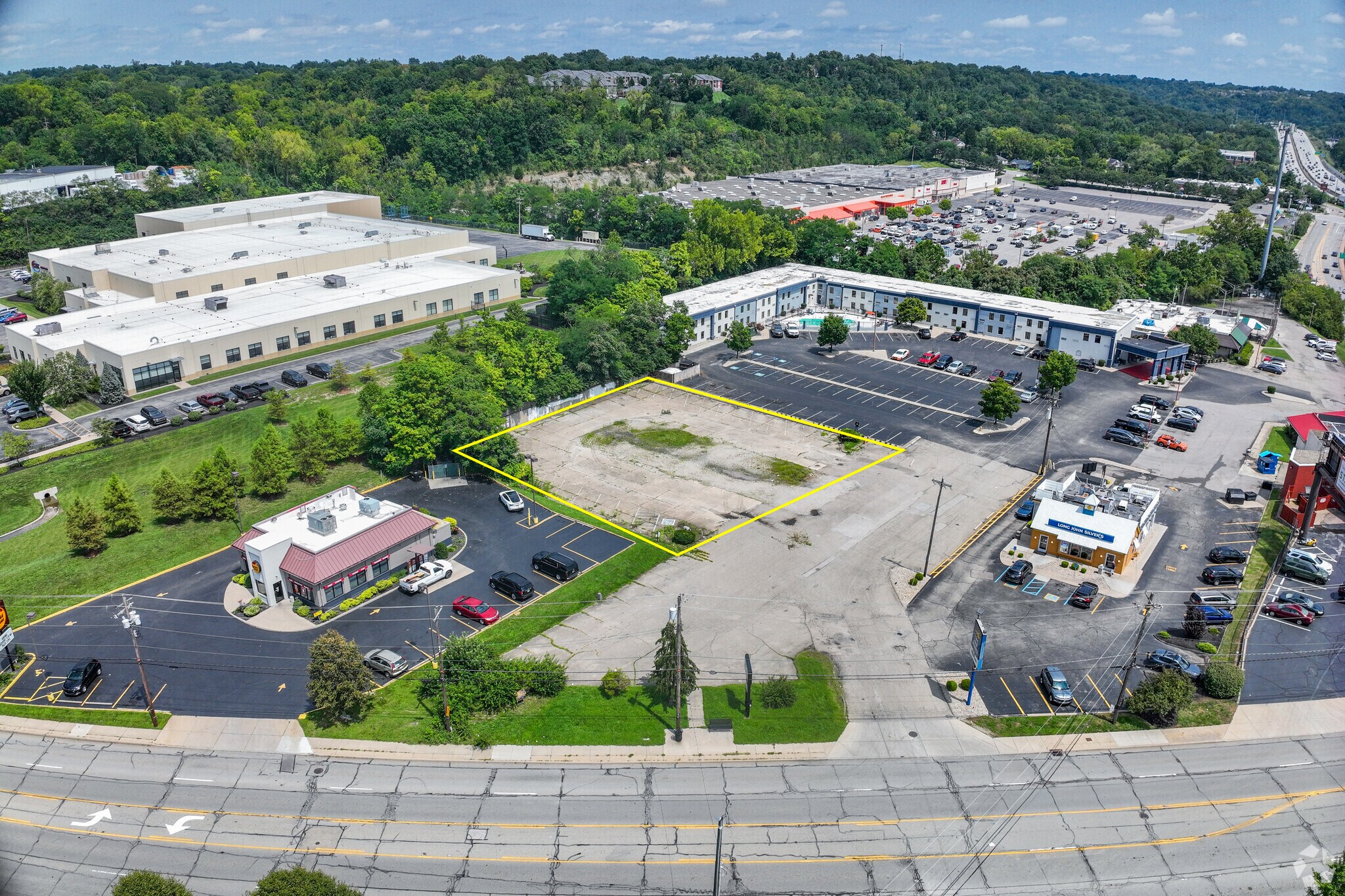 5416 Ridge Ave, Cincinnati, OH for Sale