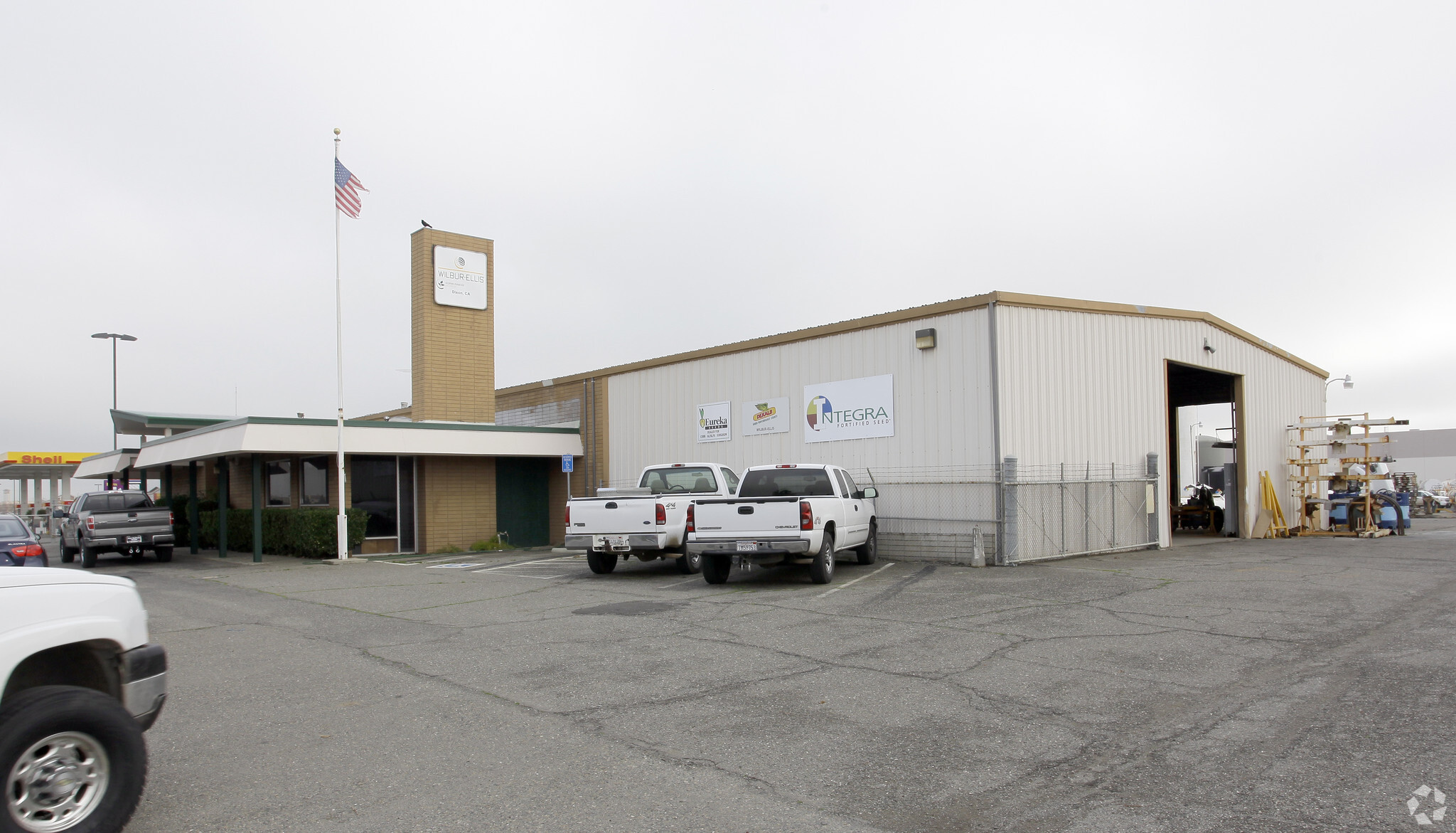 1850 N 1st St, Dixon, CA for Sale