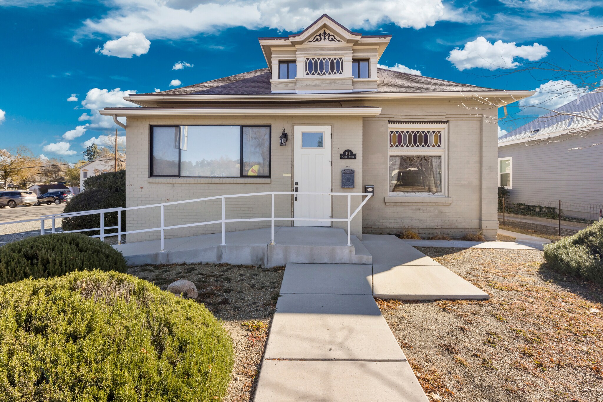 147 Grove Ave Prescott, AZ 86301 Office Property for Sale on
