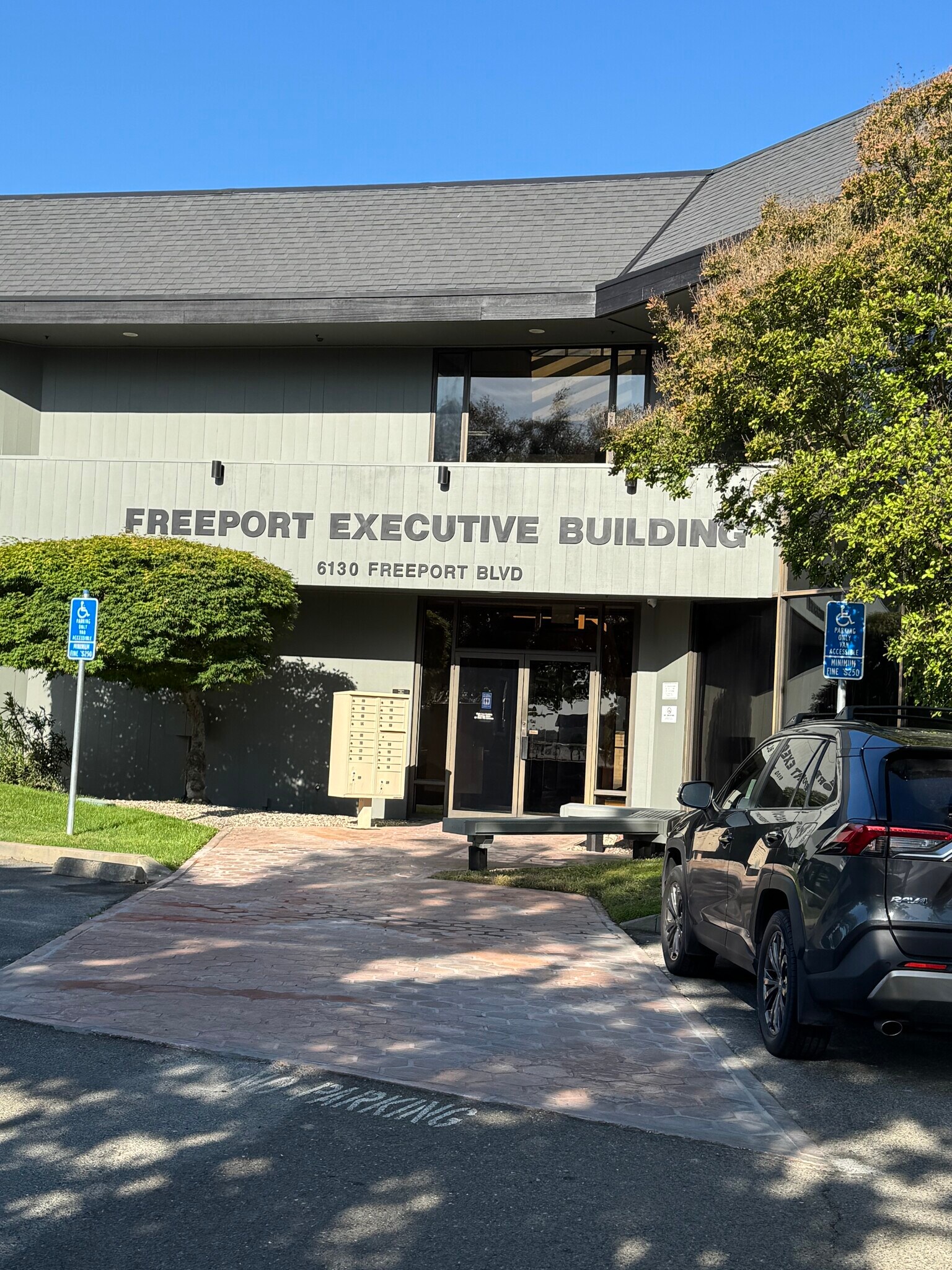 6130 Freeport Blvd, Sacramento, CA for Rent