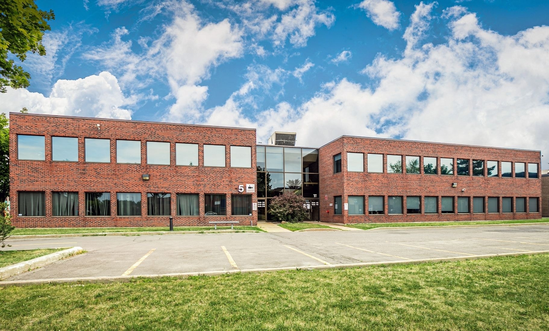 5 Pl de la Place du Commerce Street, Brossard, QC for Rent