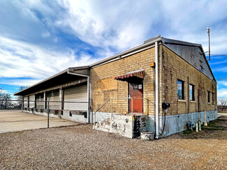 Paris, TX Industrial - 1924 S Church St