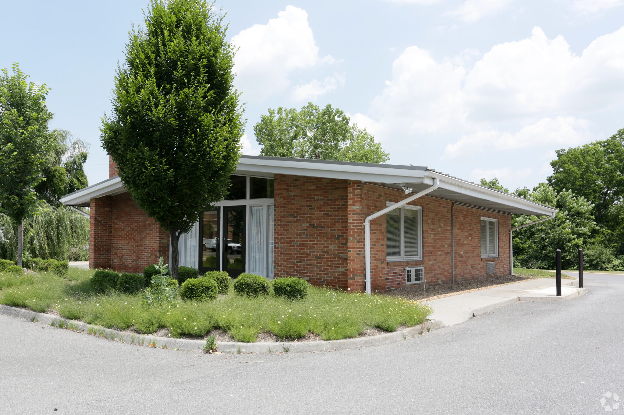 3143 Valley Pike, Winchester, VA for Rent