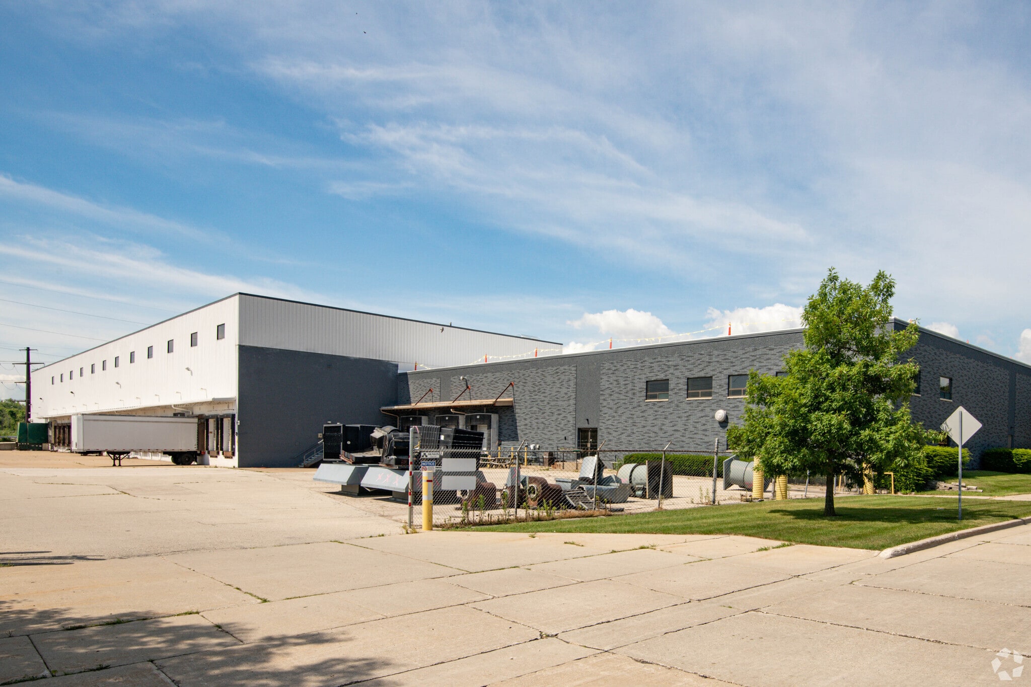 4051 S Iowa, Saint Francis, WI for Rent