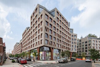 Brooklyn, NY Retail - 123 Melrose St