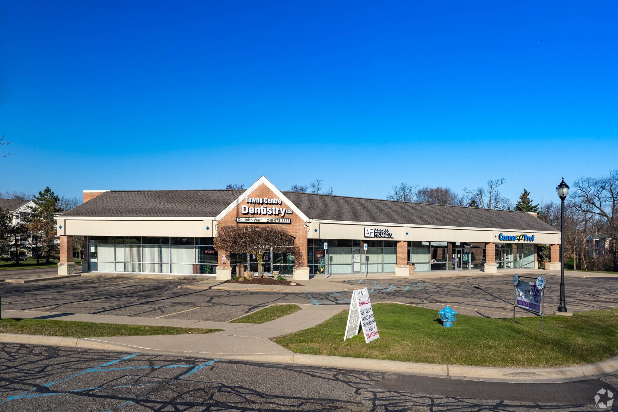 5205-5219 Highland Rd, Waterford, MI for Rent