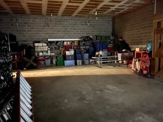 Mundelein, IL Industrial - 142 N Seymour Ave