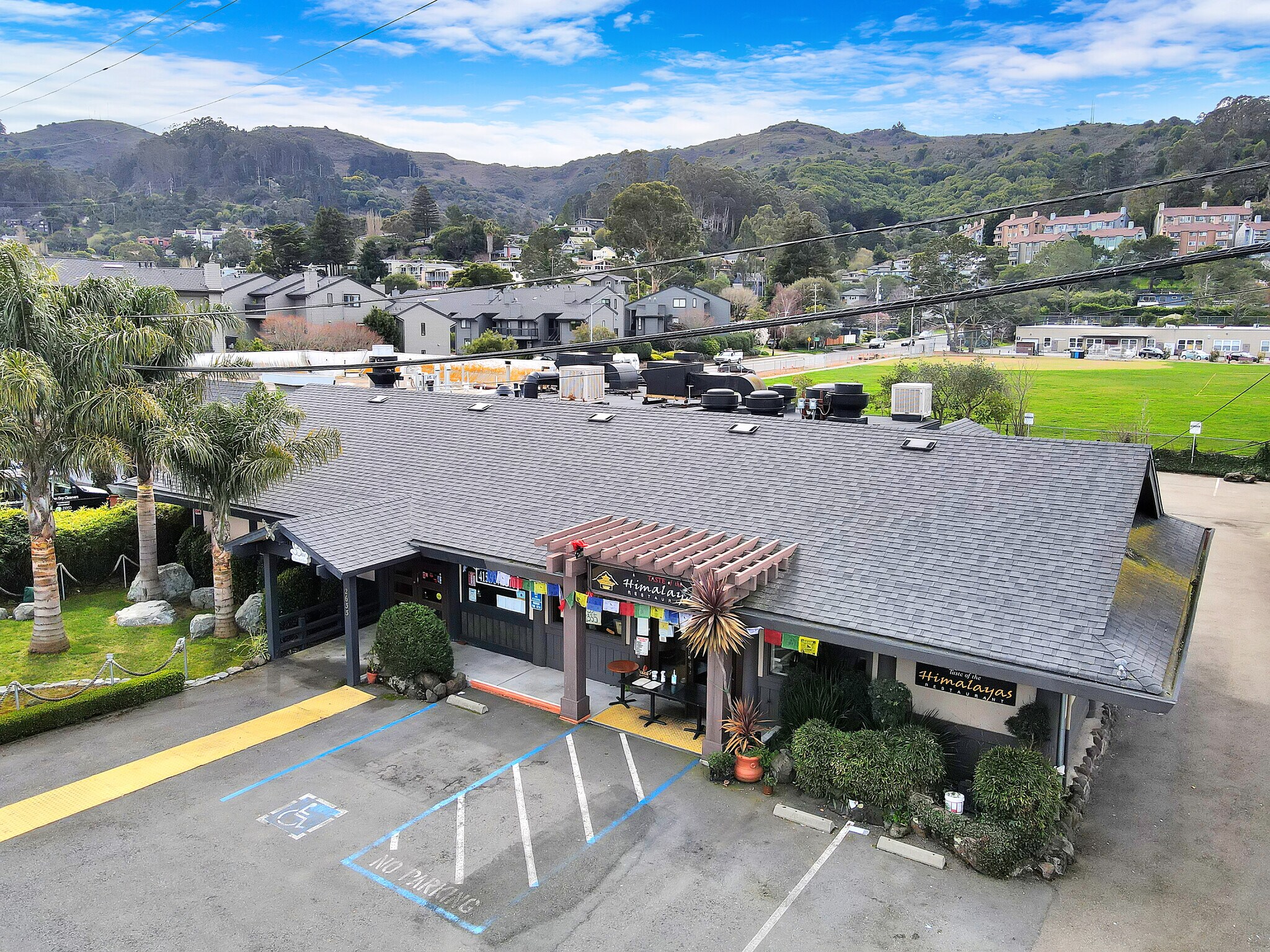 2633 Bridgeway Blvd Sausalito, CA 94965 Retail Property for Lease on