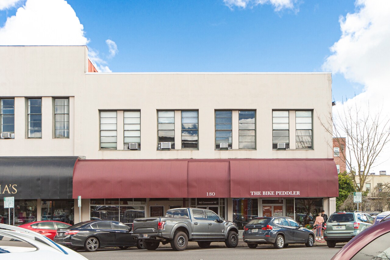 174-188 NE Commercial St, Salem, OR for Rent