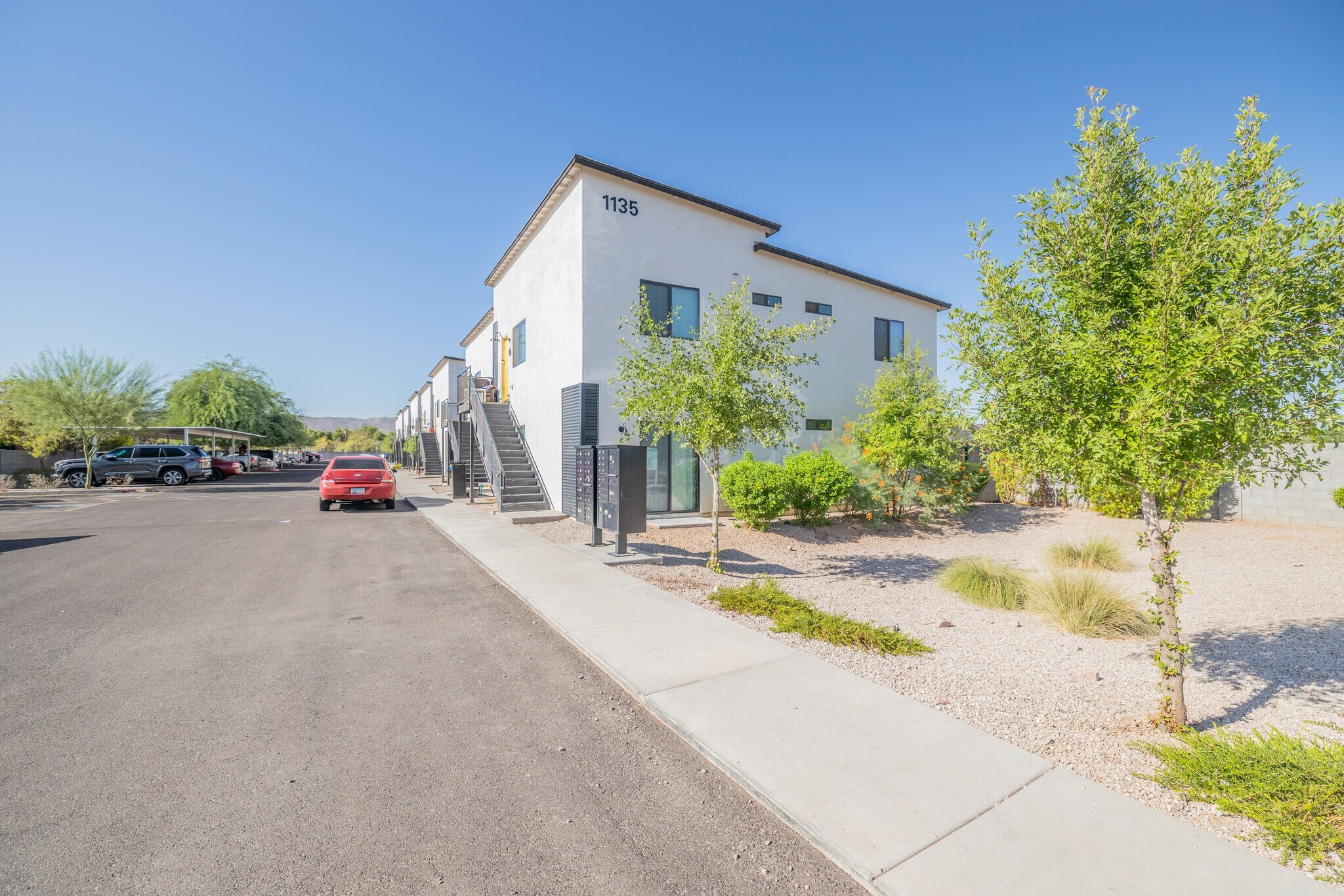 1135 E Chipman Rd, Phoenix, AZ for Sale