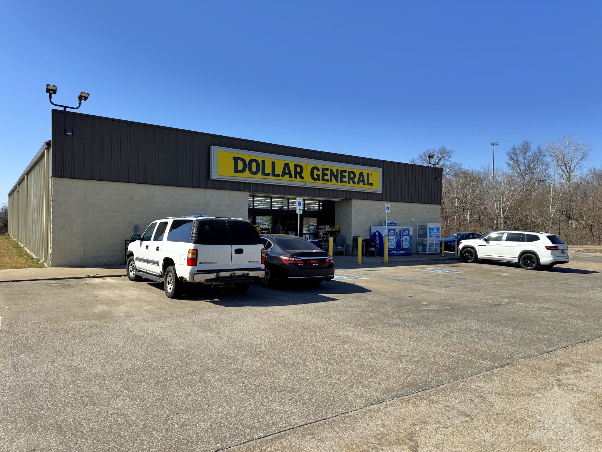 607 NE 23 Hwy, Knob Noster, MO for Sale