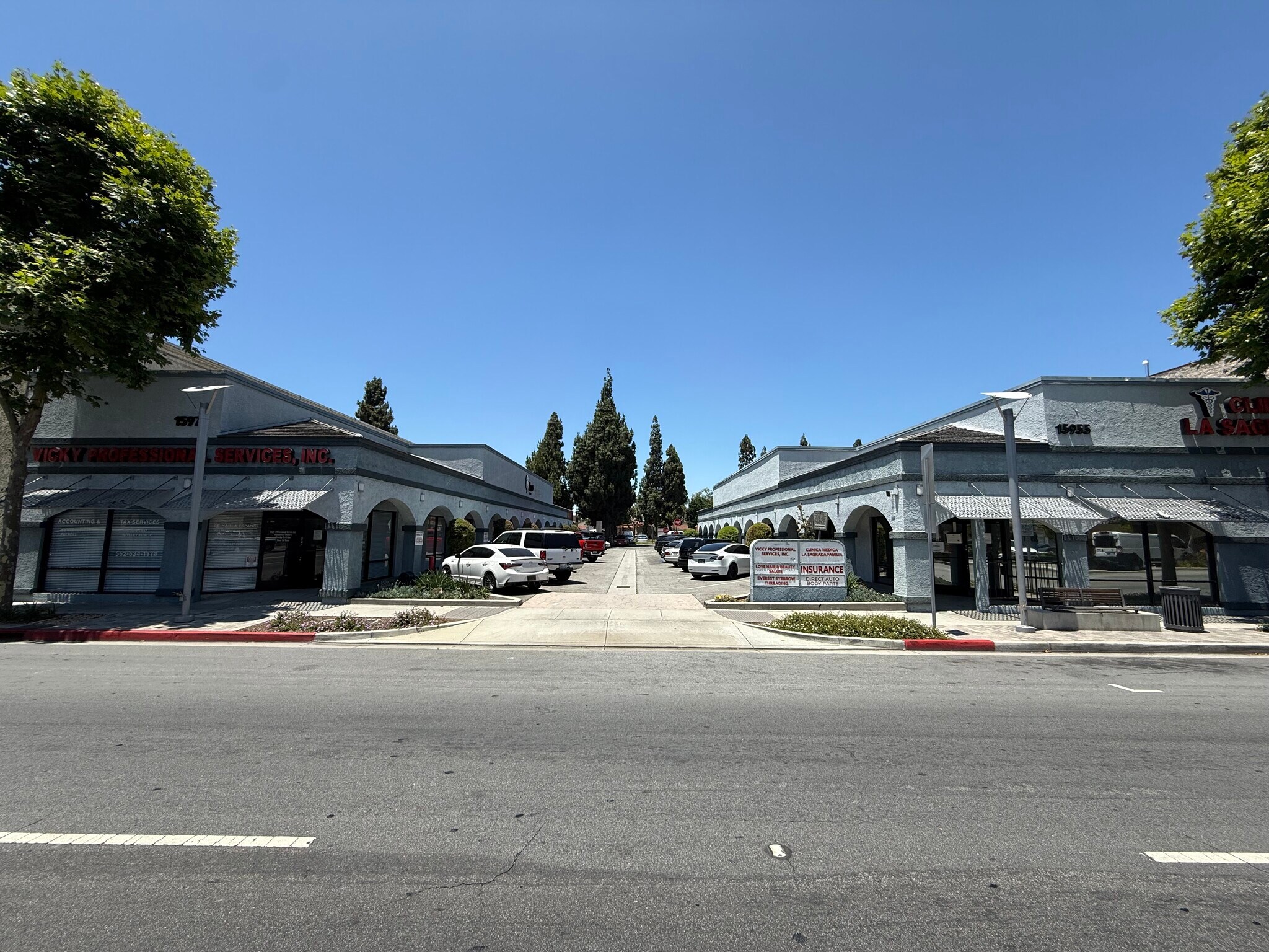 15955-15975 Paramount Blvd, Paramount, CA for Rent
